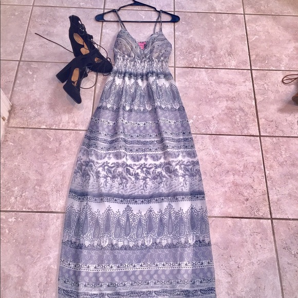 Beach time Maxi Sundress!! - Picture 1 of 8